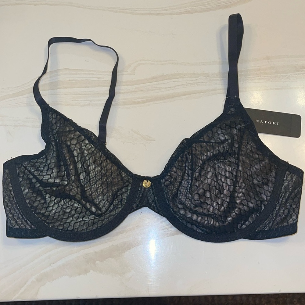 Brand new, never worn Natori underwire bra